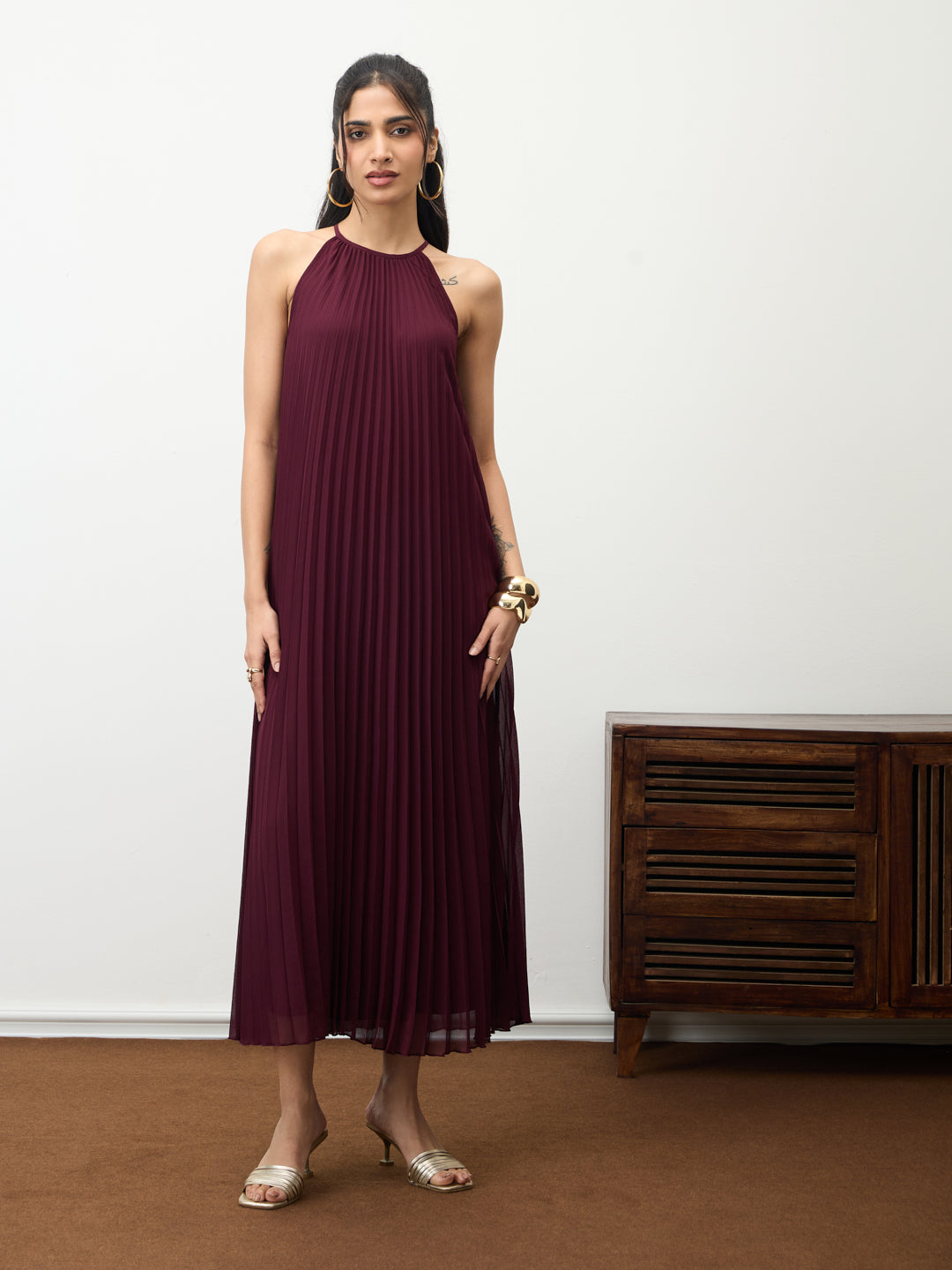 Wine Halter Neck Pleated Maxi Dress