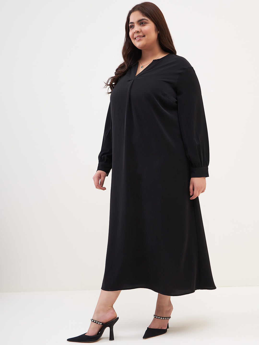 Black Solid V Neck Maxi Dress