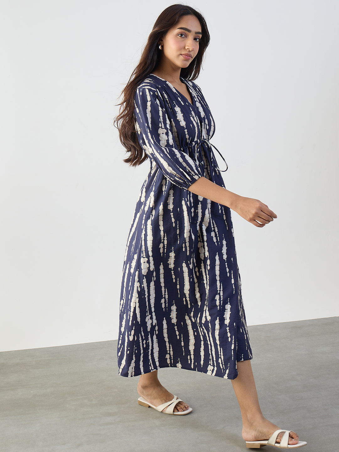 Navy Abstract Ruched Detail Midi Dress