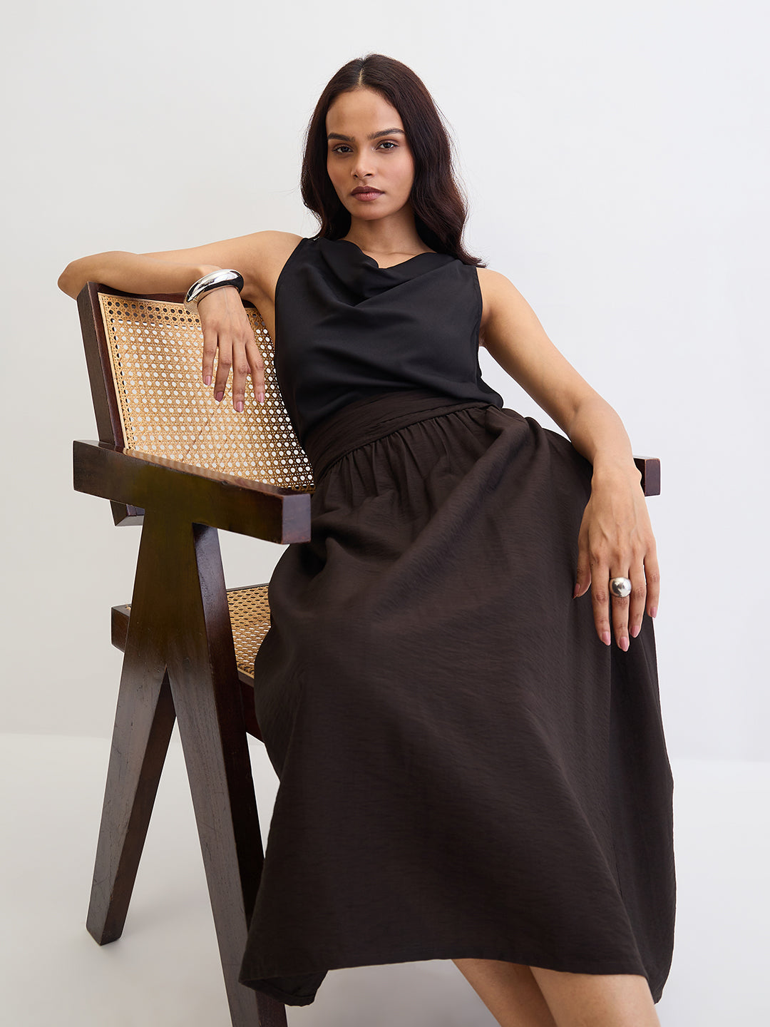 Black Ruched Waistband Midi Skirt