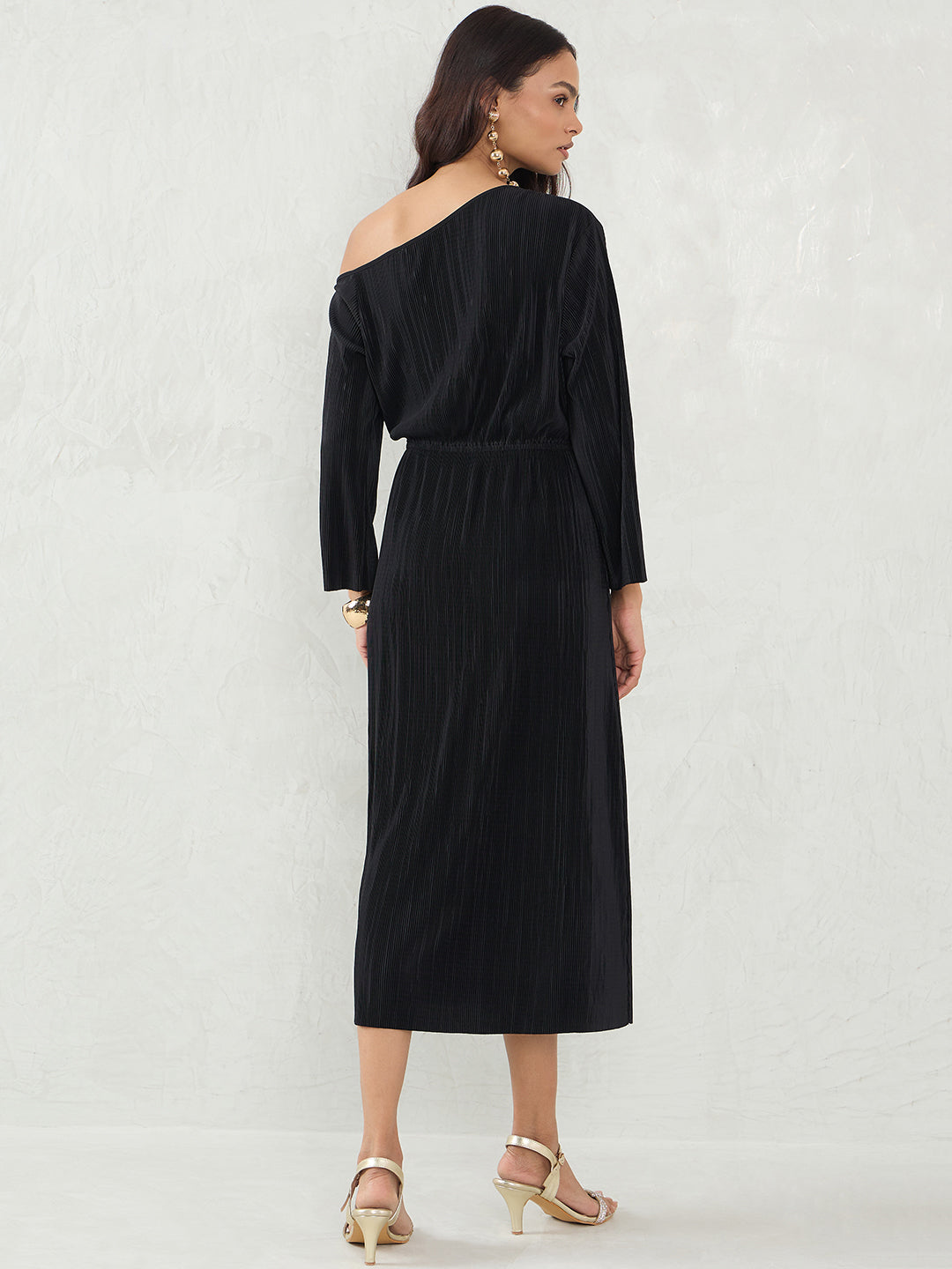 Black Plisse Off Shoulder Midi Dress