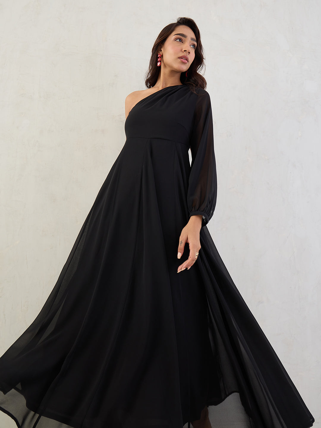 Black One Shoulder Maxi Dress