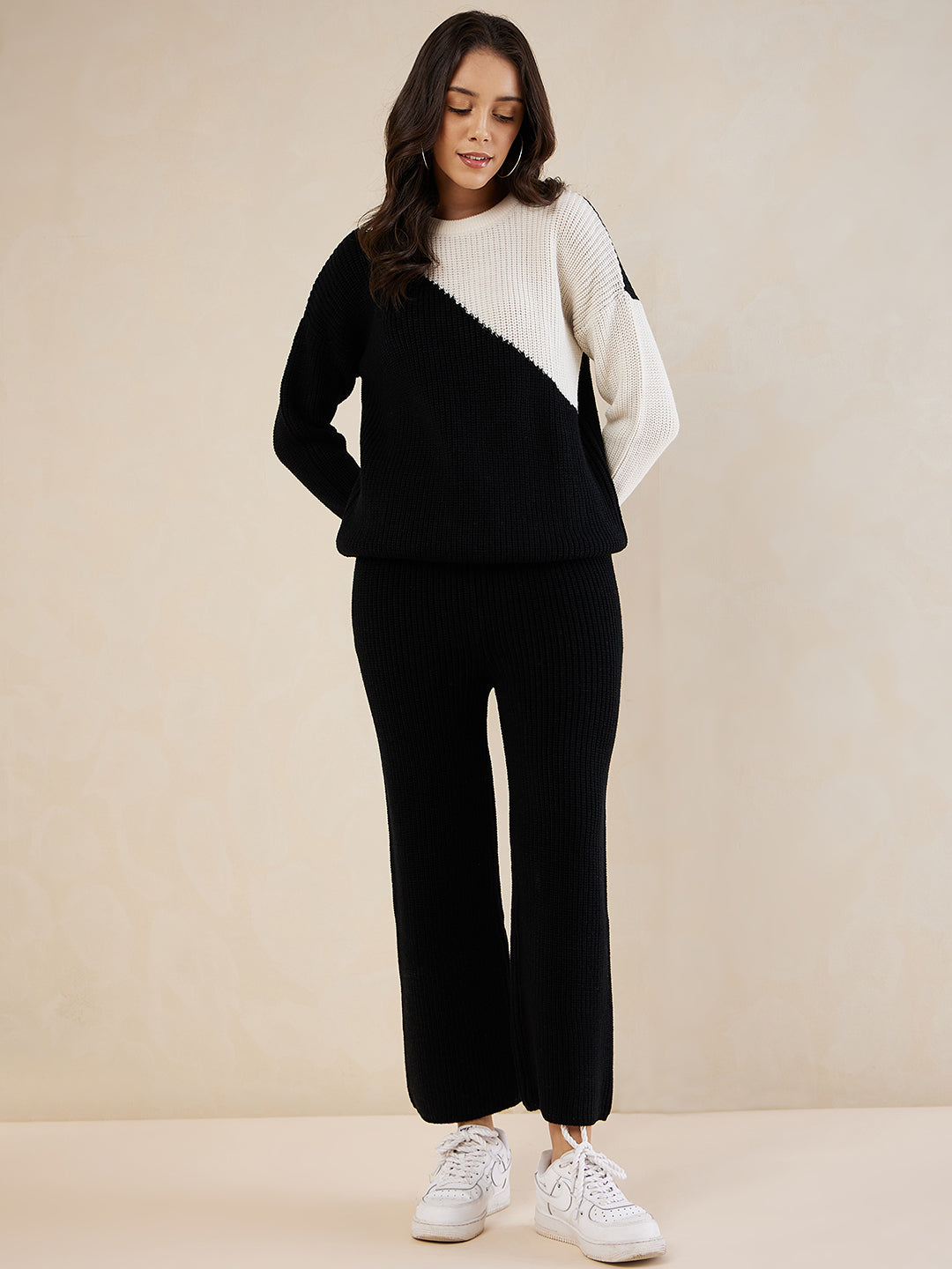 Black & Ecru Colorblocked Co-Ord Set