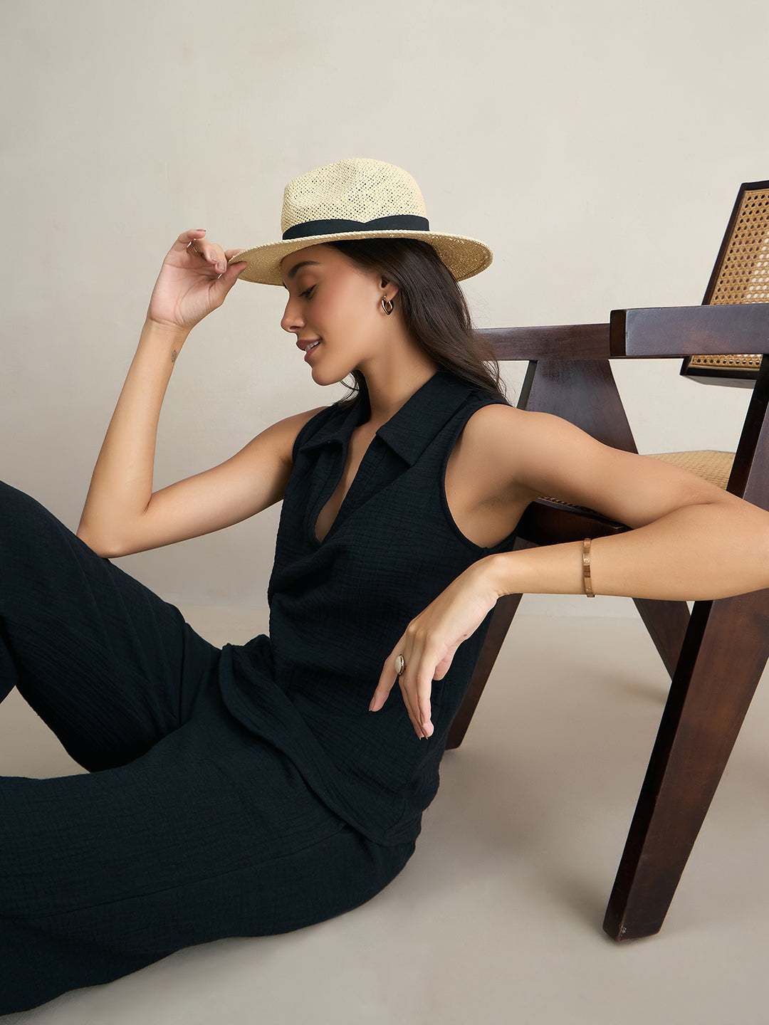 Cotton Gauze Black Sleeveless Top With Straight Pant