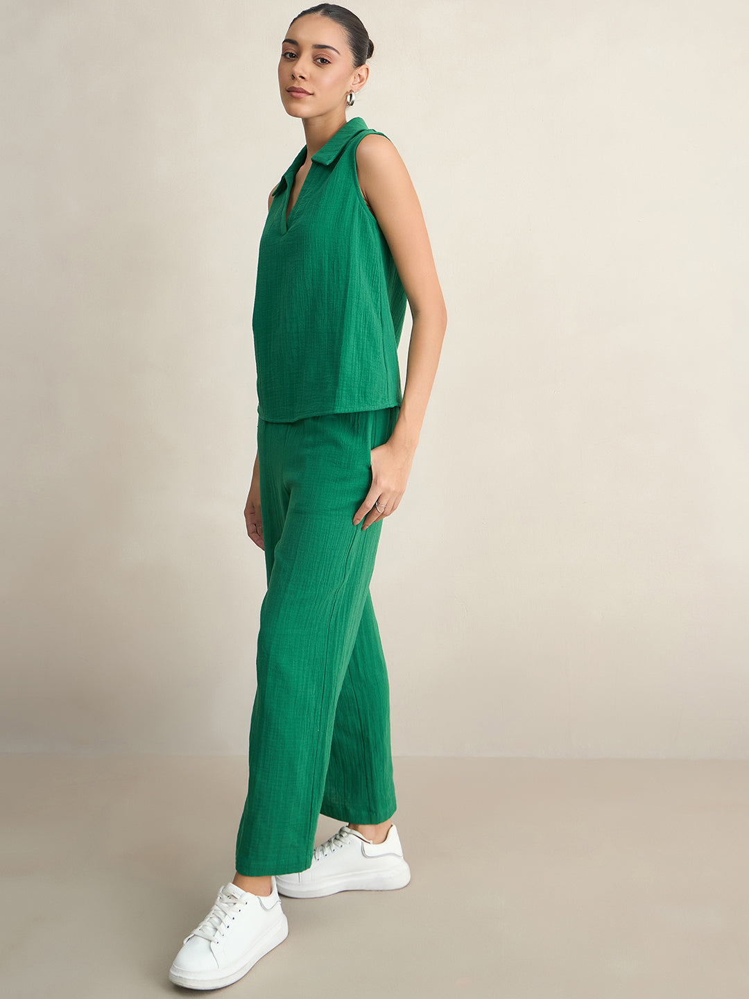 Cotton Gauze Green Sleeveless Top With Straight Pant