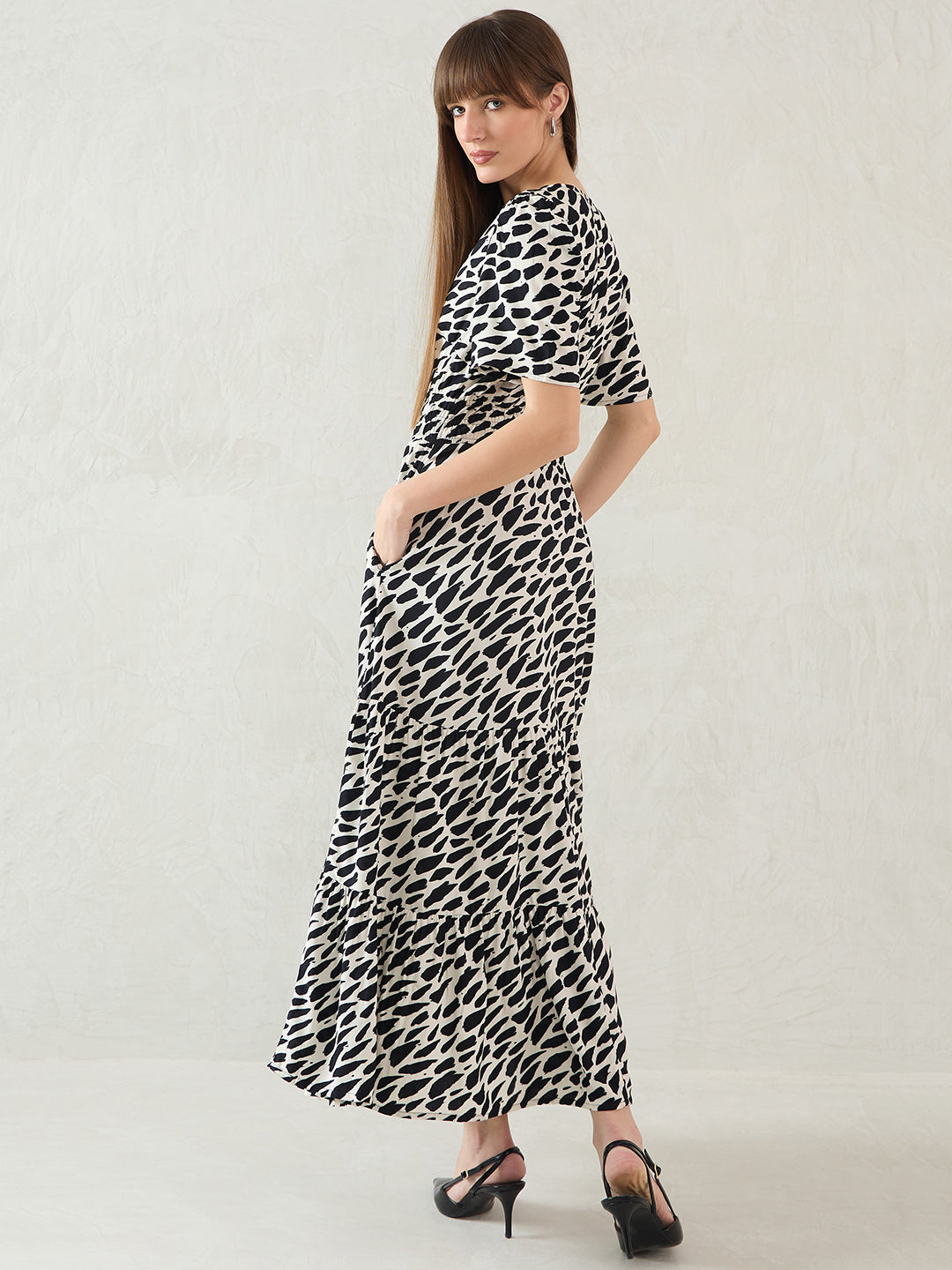 Black And White Abstract Print Tiered Maxi Dress