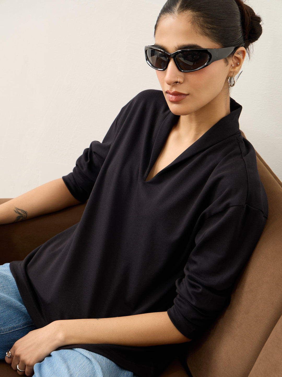 Black Roll Up V-Neck T-Shirt