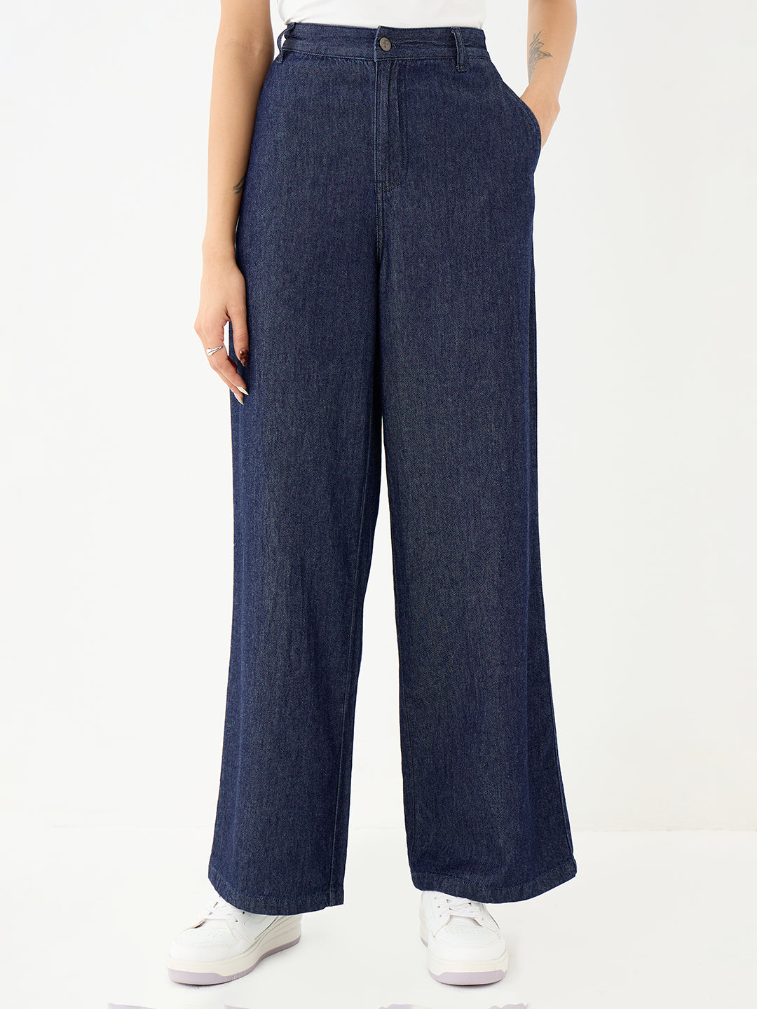 DenimClassic Navy Straight Jeans