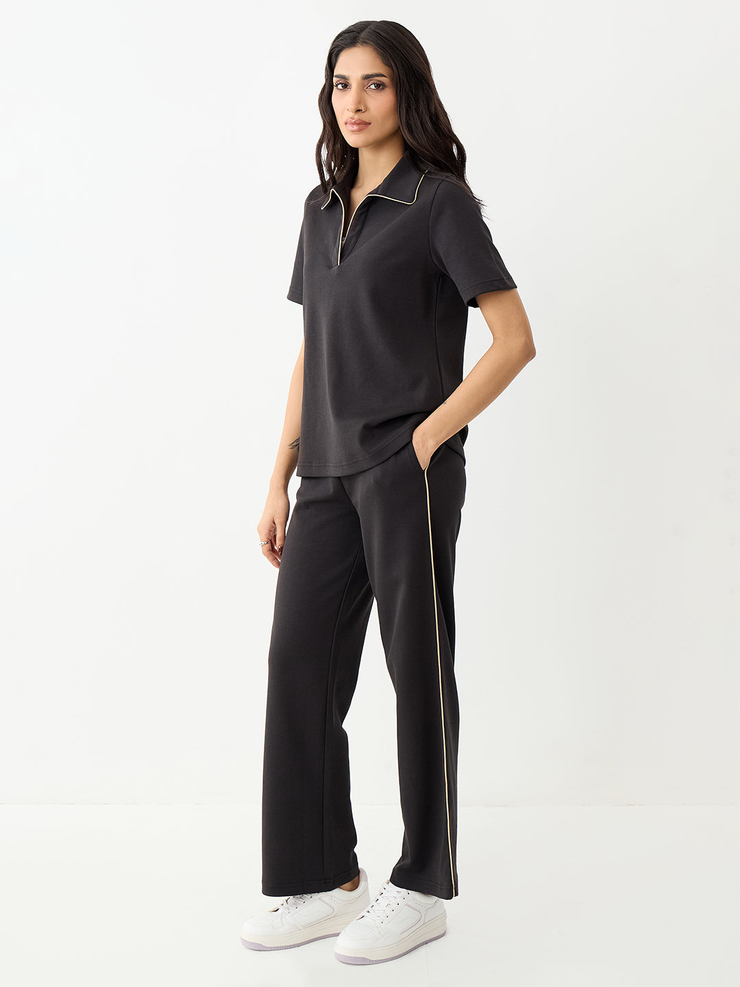 Black With Contrast Edge Knit Co-Ord