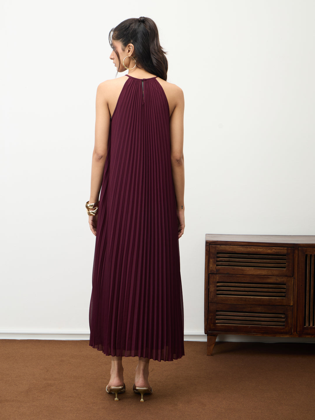 Wine Halter Neck Pleated Maxi Dress