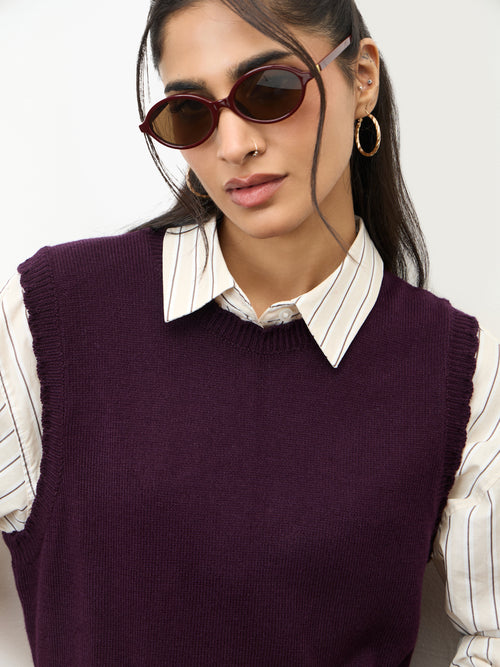 Wine Scallop Detail Sweater Vest