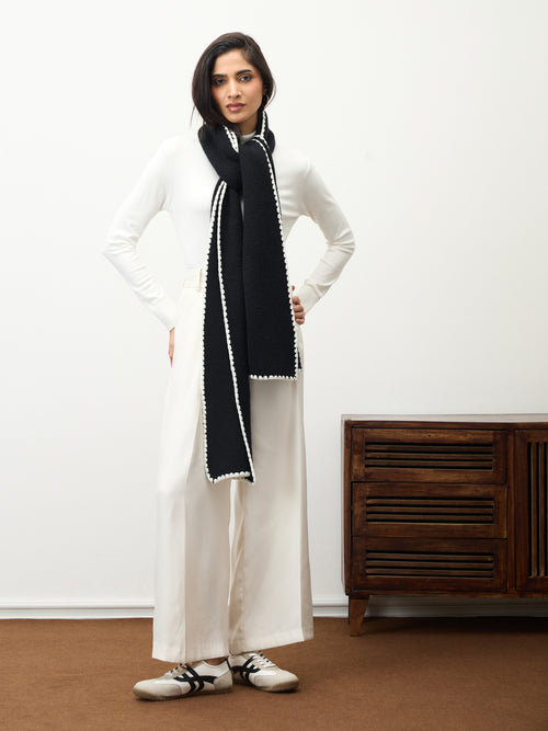 Black Contrast Stitch Detail Scarf