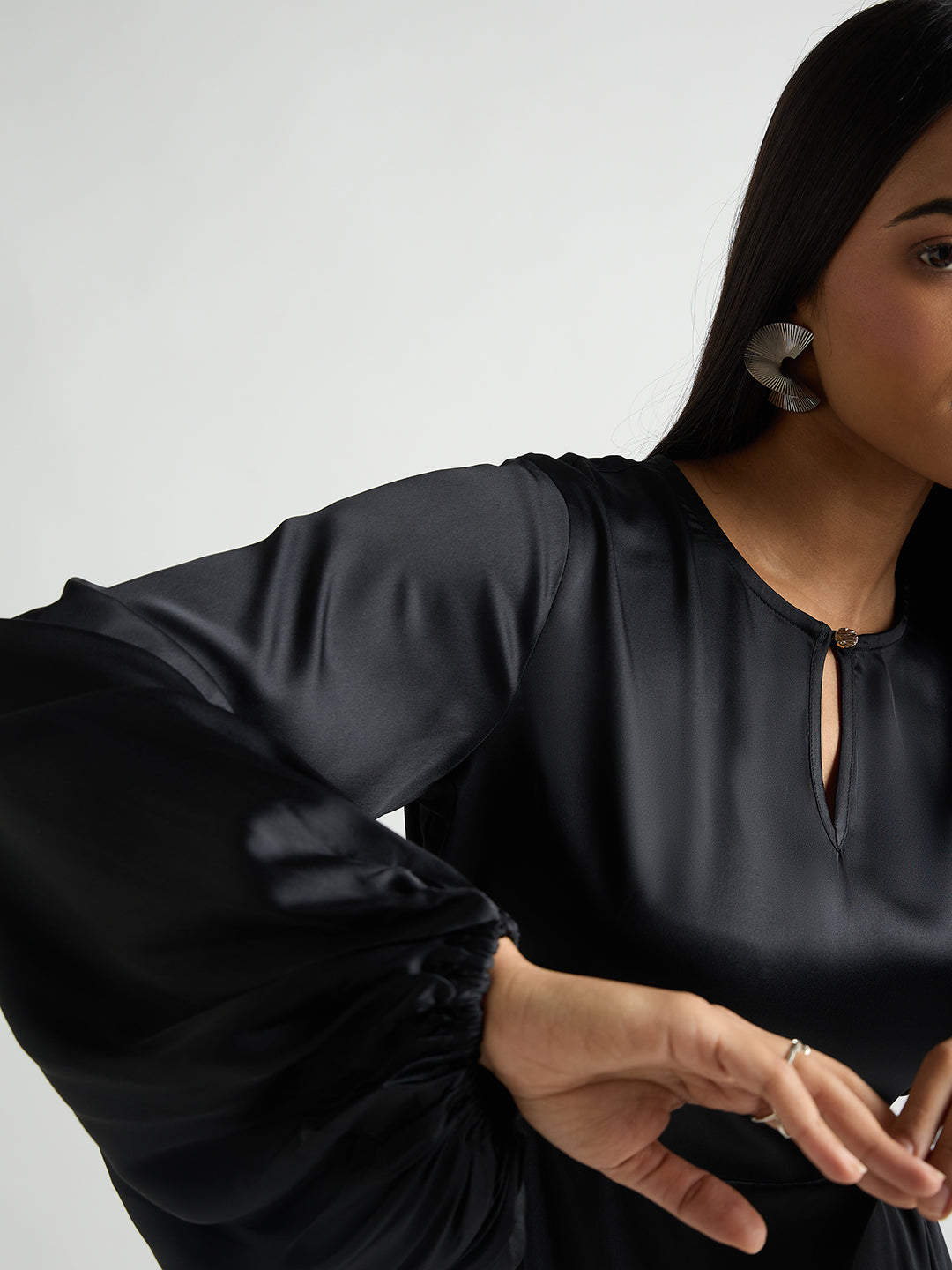 Black Side Cutout Detail Midi Dress