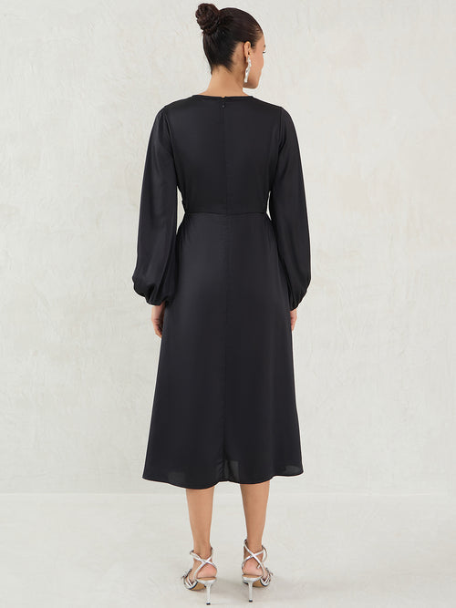 Black Side Cutout Detail Midi Dress