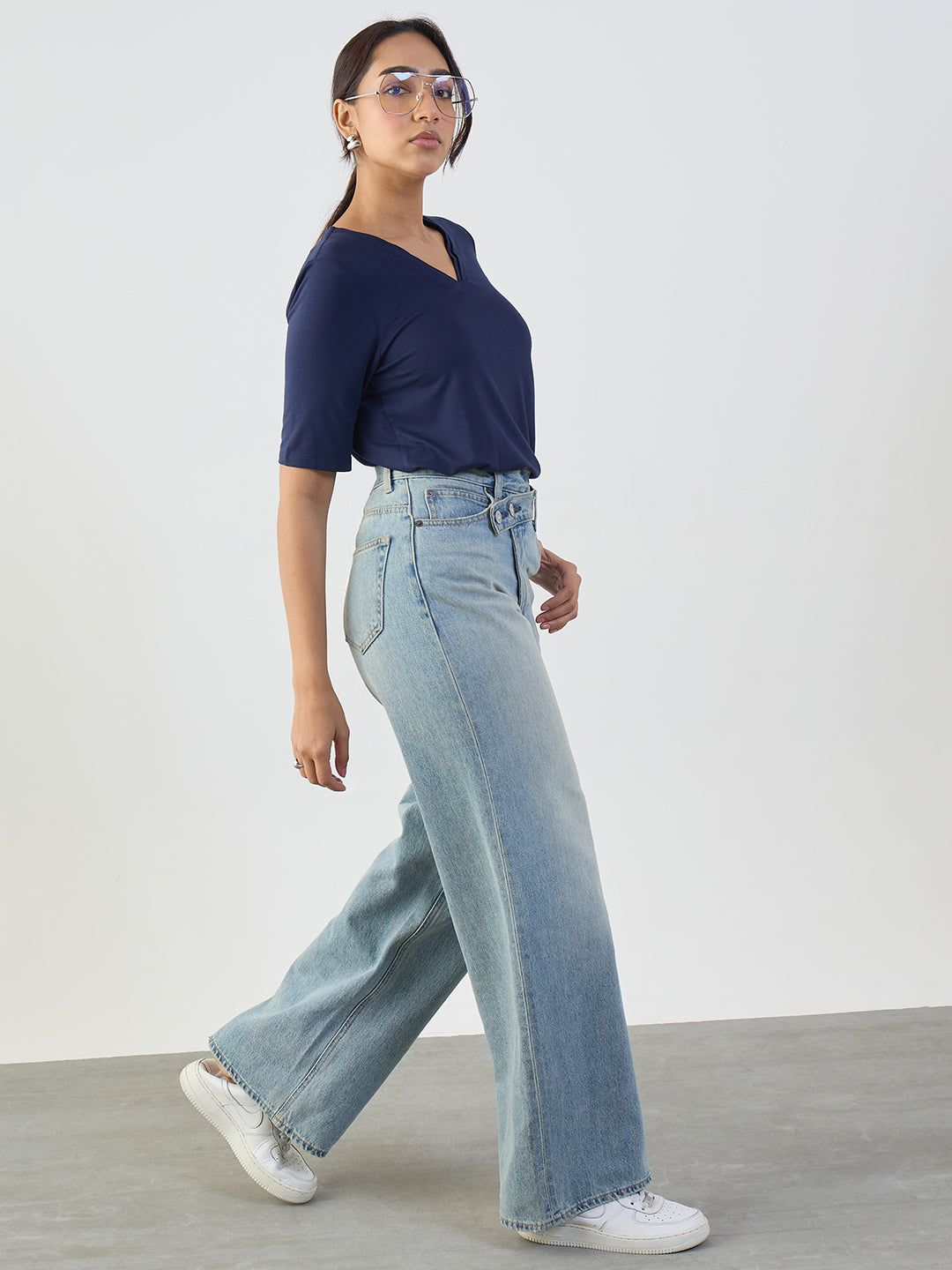 Bamboo Navy V-Neck Basic T- Shirt