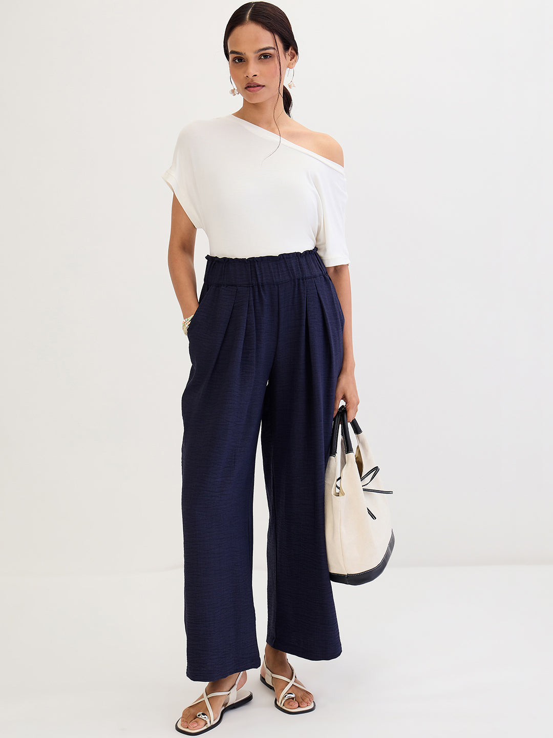 Navy Wide-Leg Pleat Detail Pants