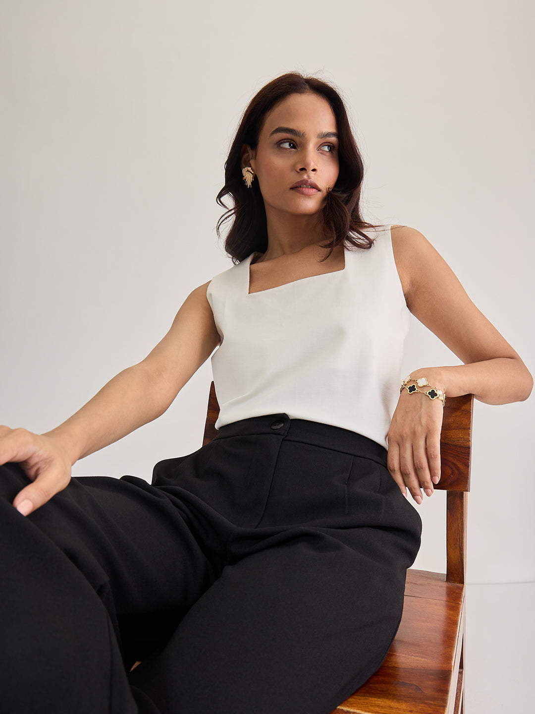 White Square Neck Sleeveless Top