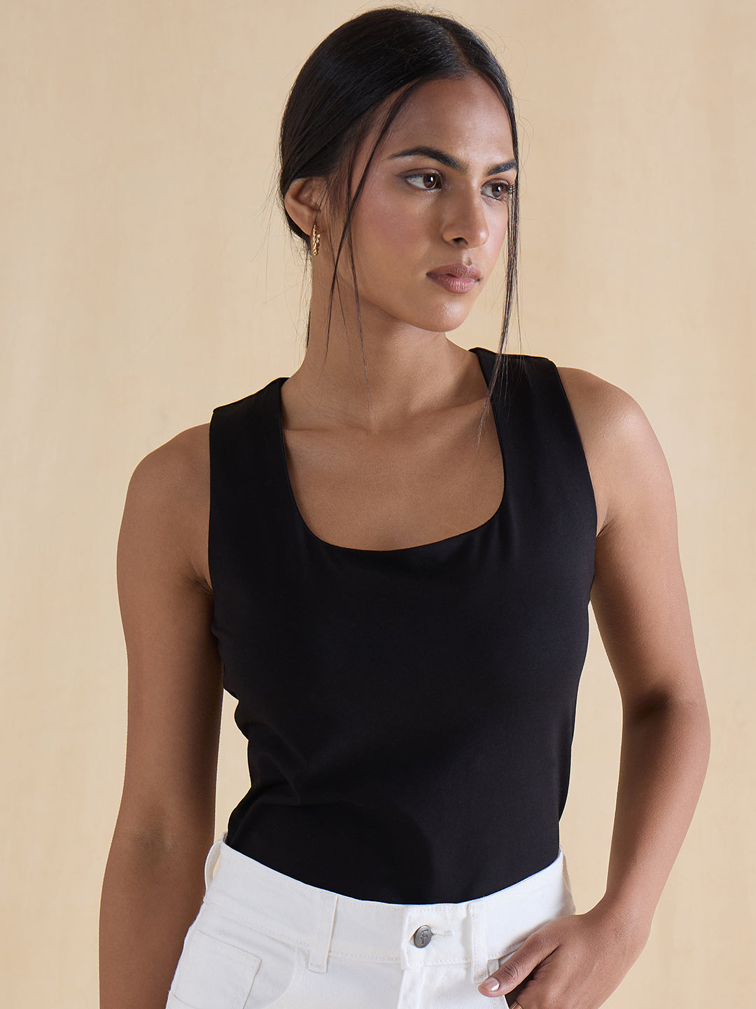 black-knit-sleeveless-top-fzk-7336