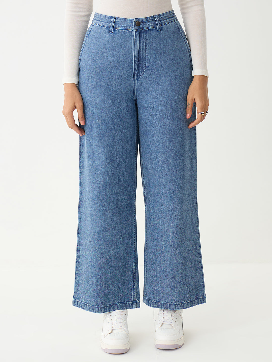 DenimClassic Acid Blue Straight Jeans