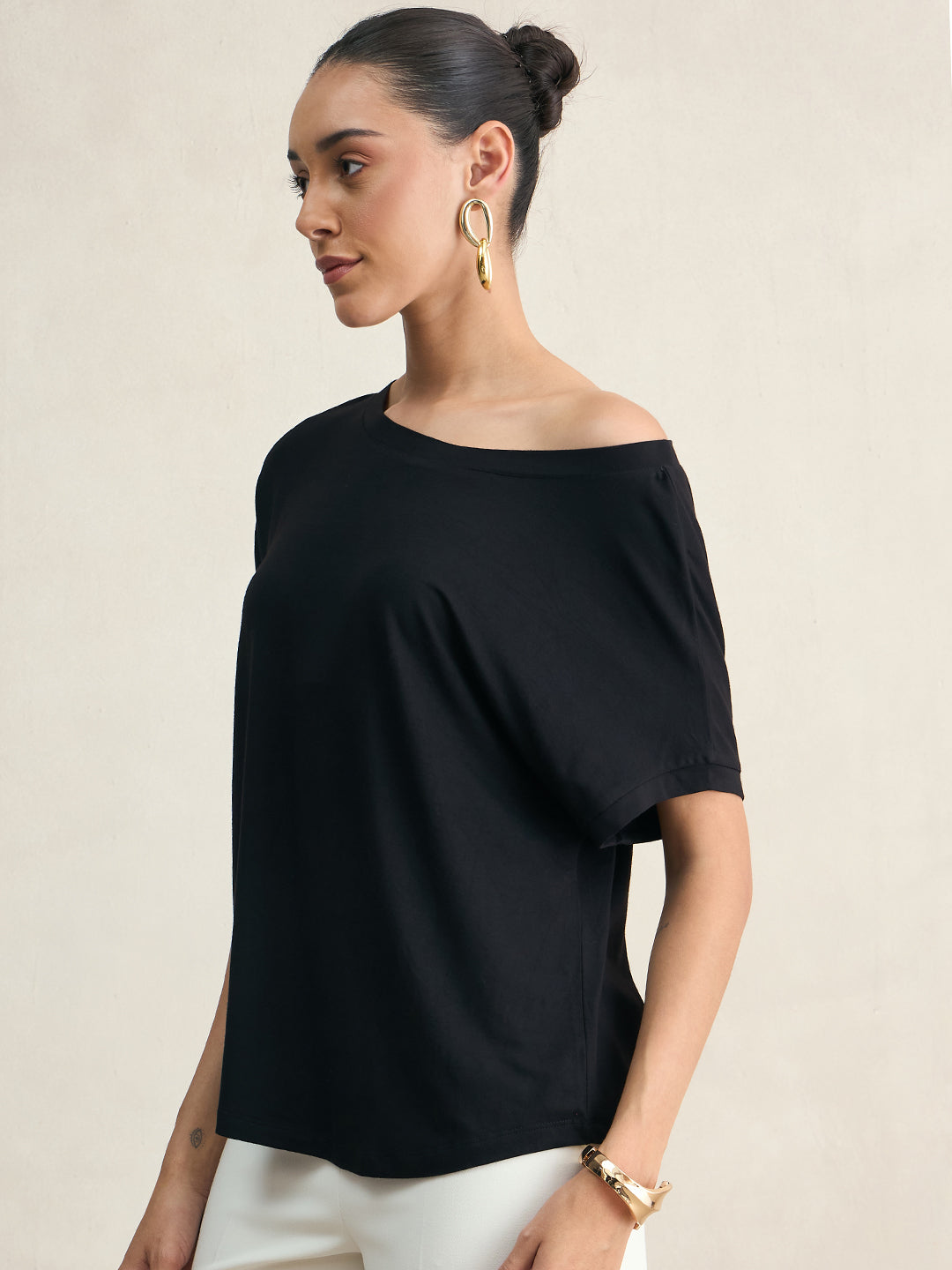 UltraSoft Bamboo Black Off Shoulder EasyTee
