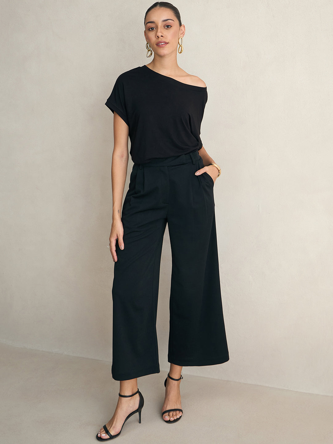UltraSoft Bamboo Black Off Shoulder EasyTee