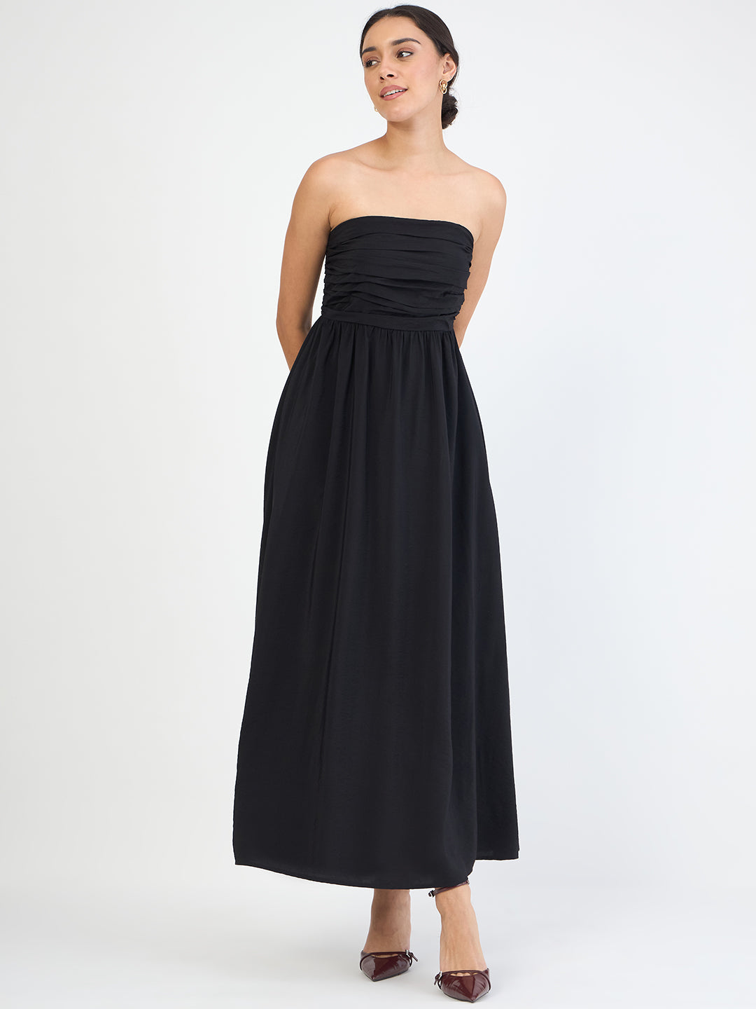 Black Off Shoulder Ruched Detail Maxi Dress