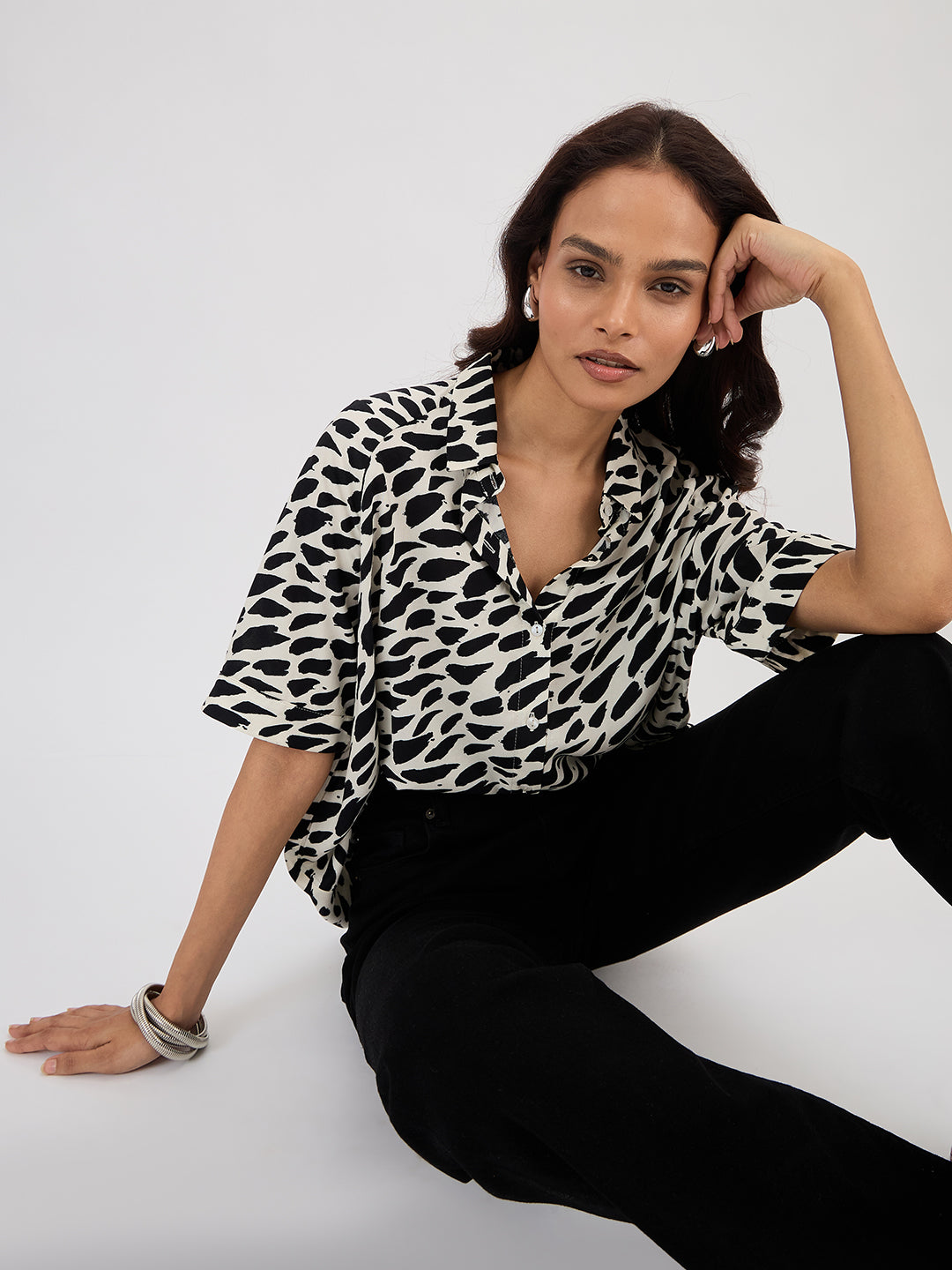 Black & White Abstract Print Oversize Shirt