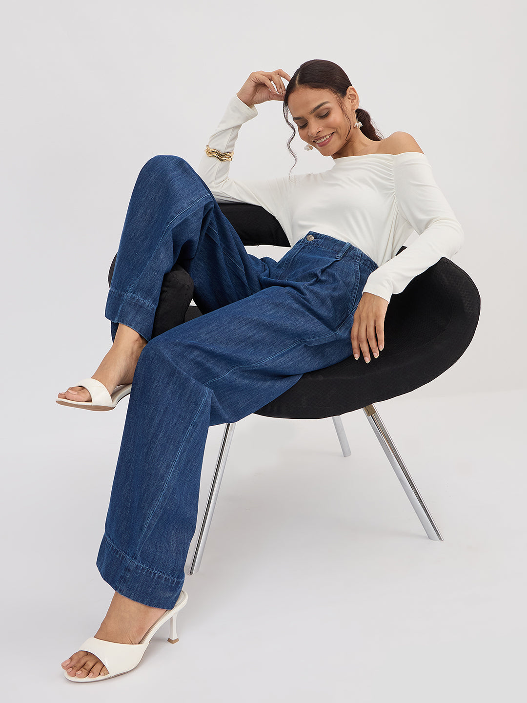 The Easy Fit Jeans