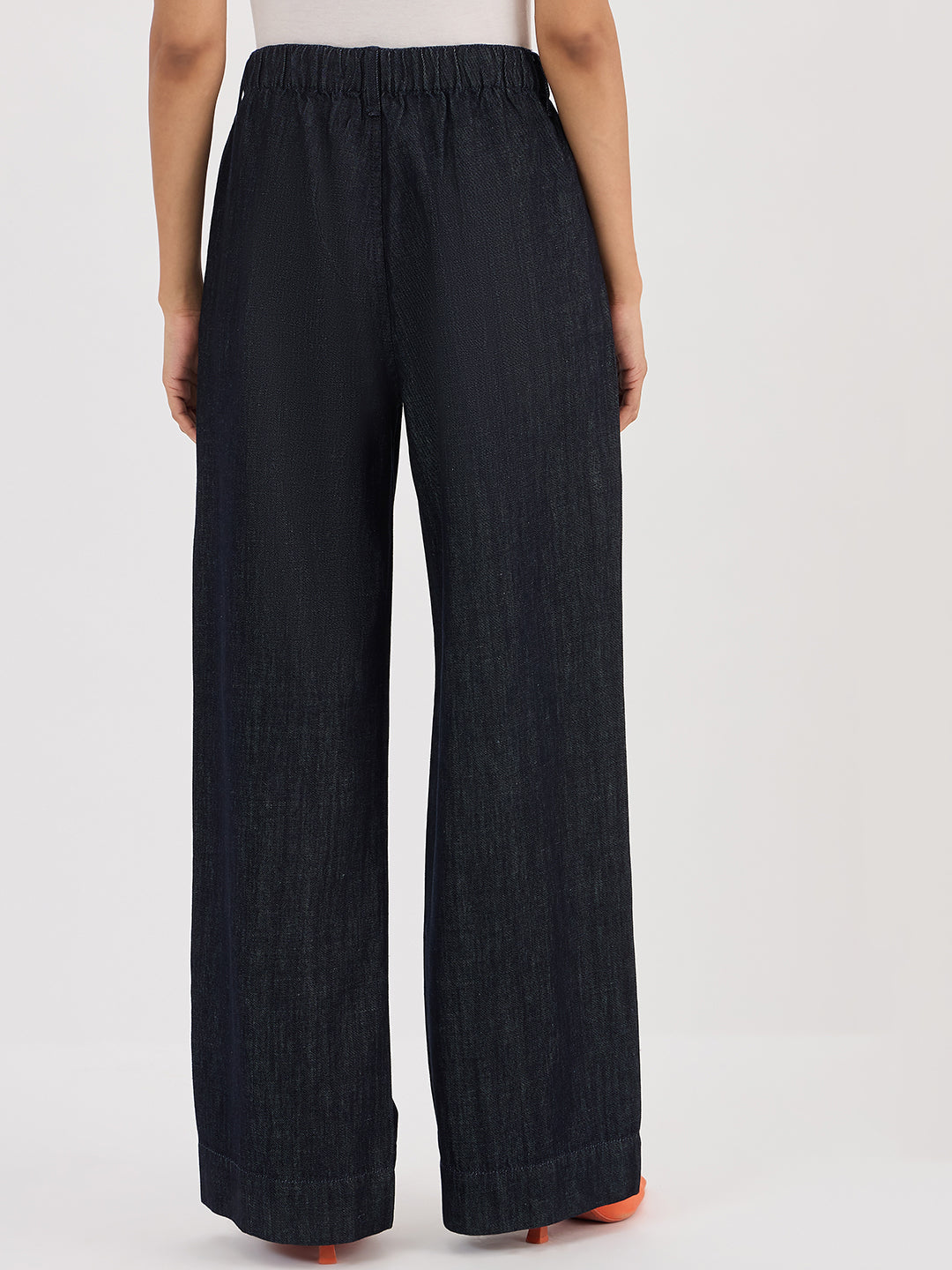 The Easy Fit Jeans