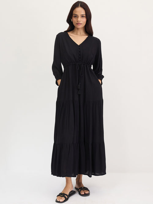 Black Crinkled Tiered Maxi Dress