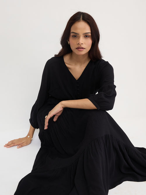 Black Crinkled Tiered Maxi Dress