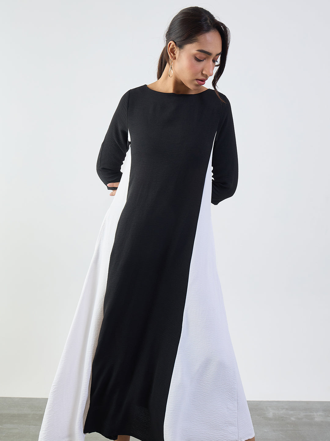 Black And White Colorblock Maxi Dress