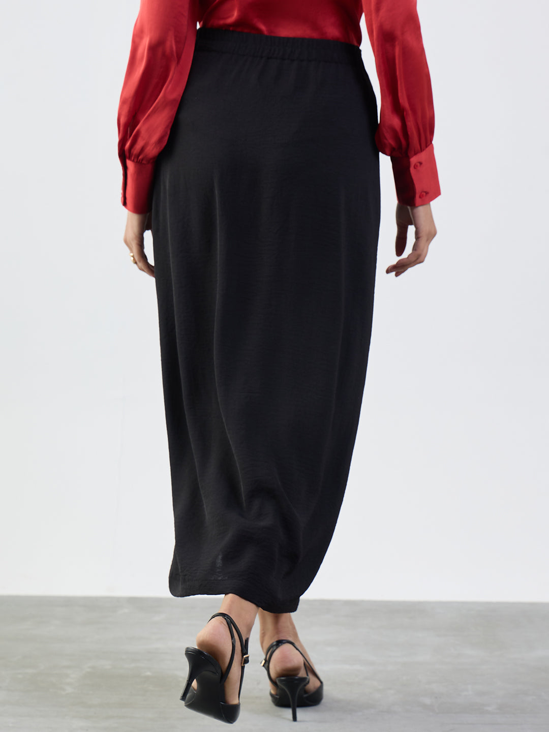 Black Front Twist Detail Maxi Skirt