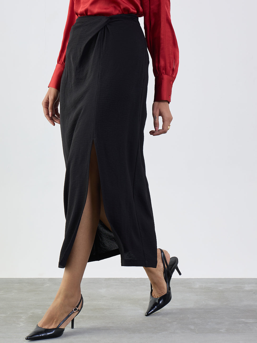 Black Front Twist Detail Maxi Skirt