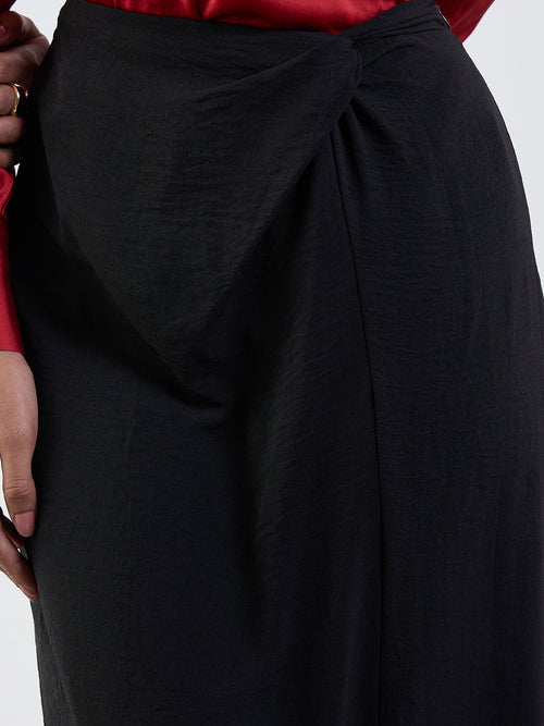 Black Front Twist Detail Maxi Skirt