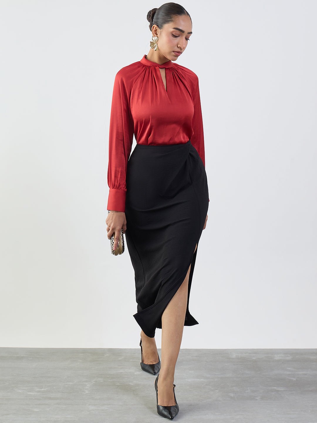 Black Front Twist Detail Maxi Skirt