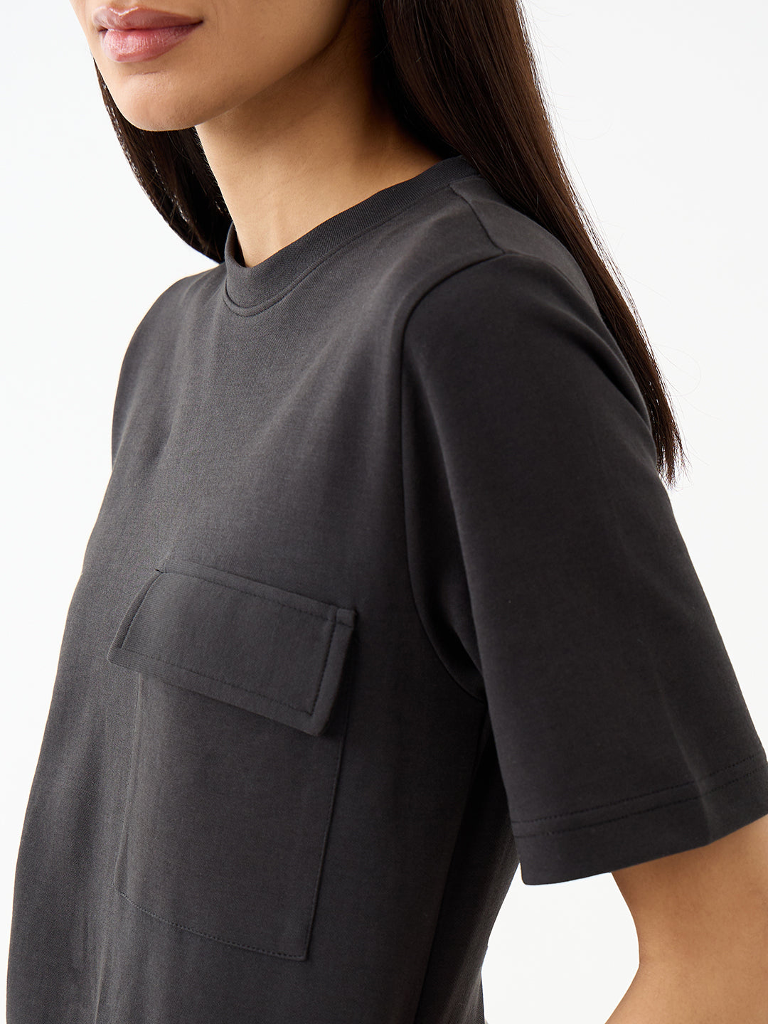 Black Relaxed Fit Midi Knit Dress