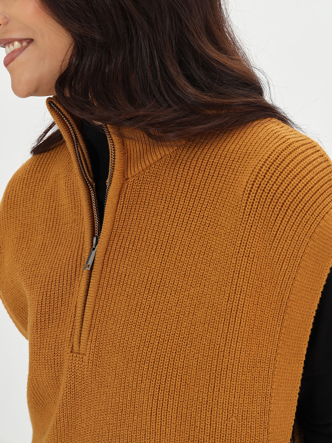 Honey Half Zipper Sweater Vest