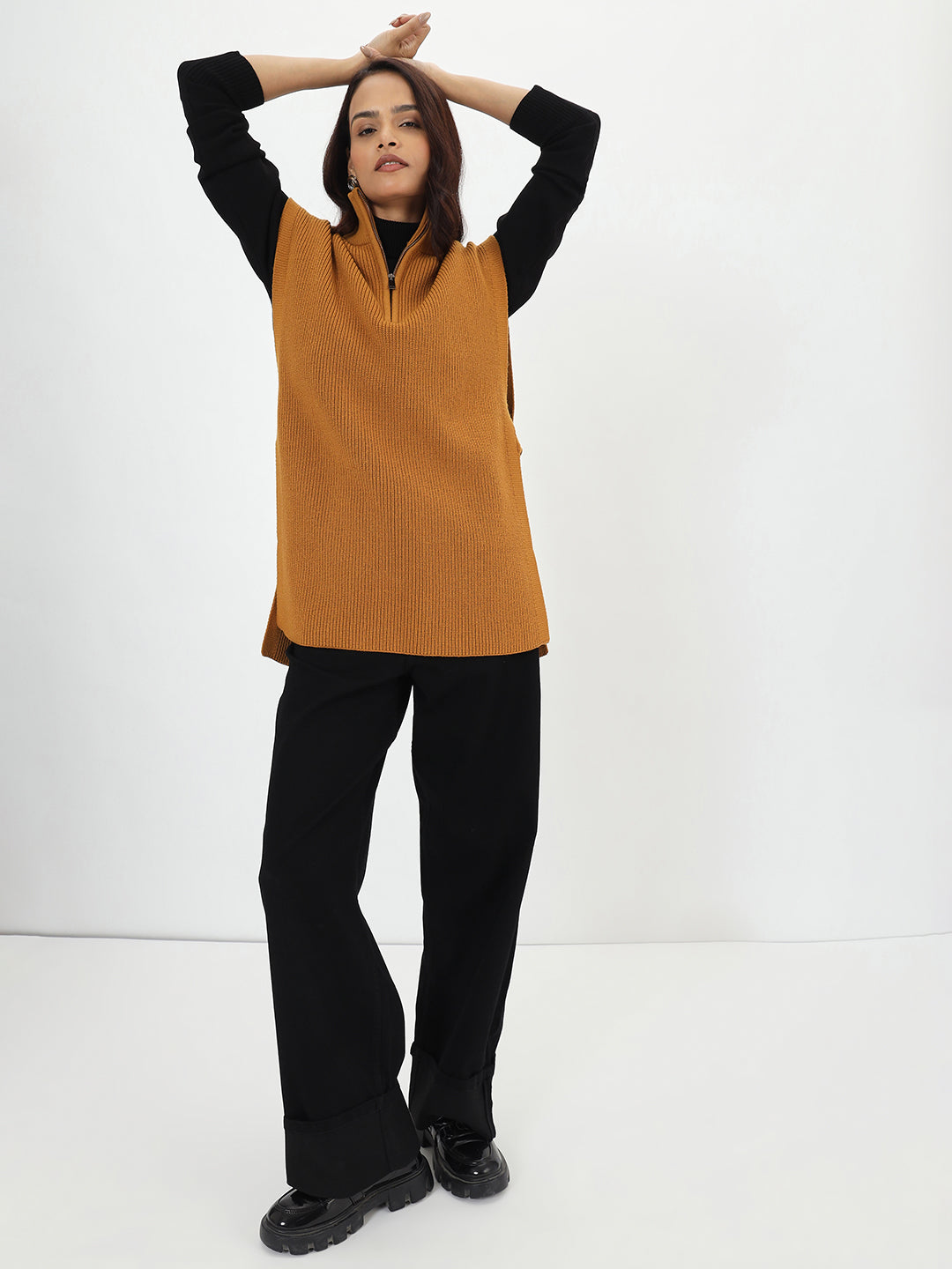 Honey Half Zipper Sweater Vest