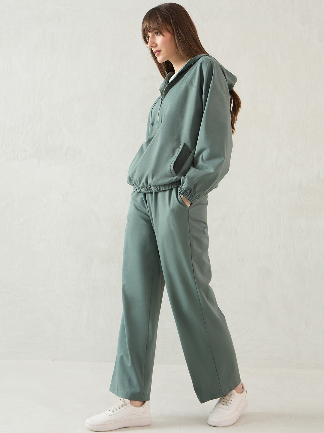 Green Half Zip Up Hooded Travel Set