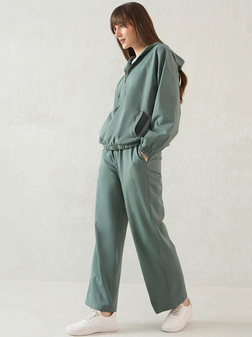 Green Half Zip Up Hooded Travel Set
