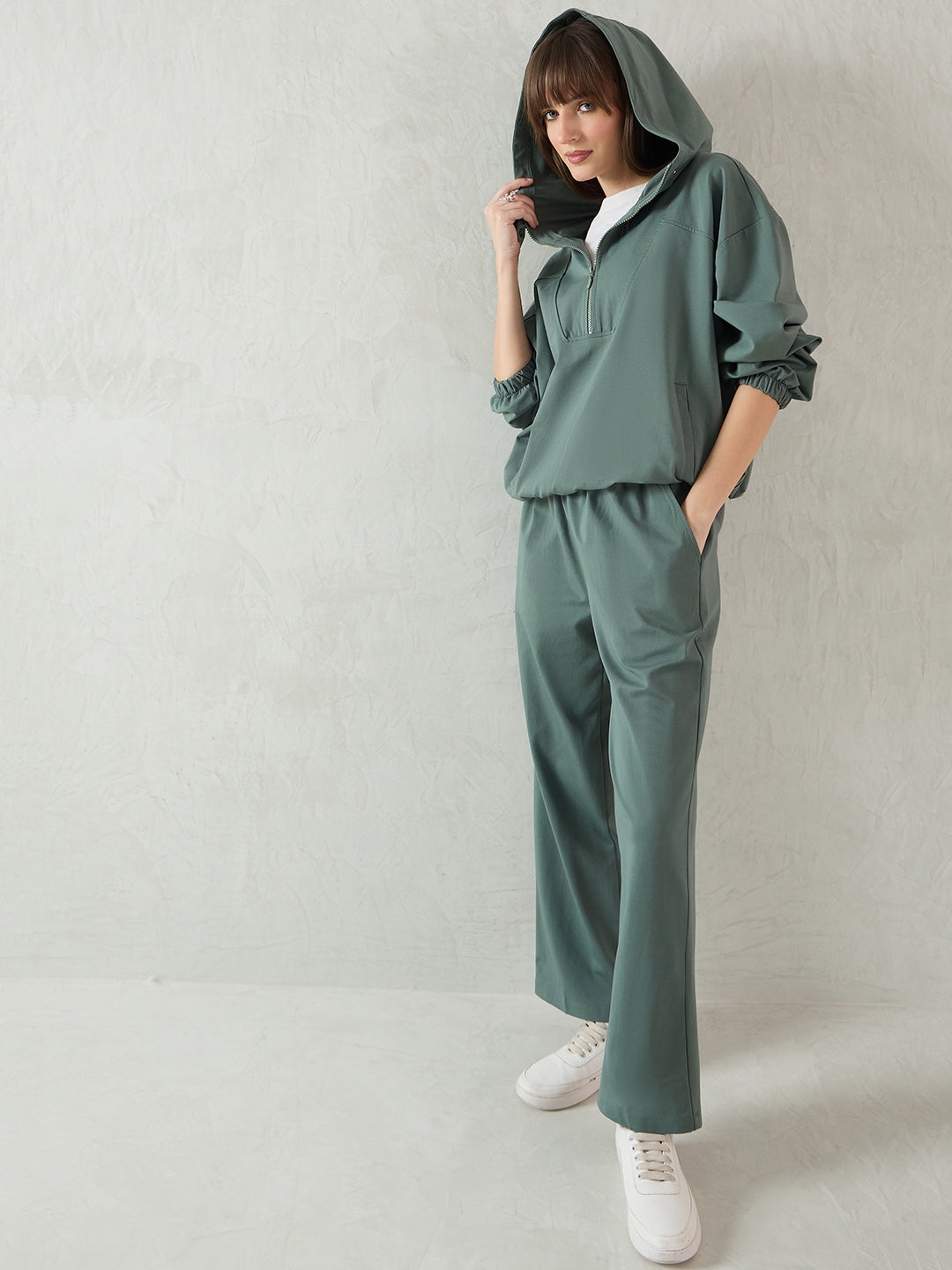 Green Half Zip Up Hooded Travel Set