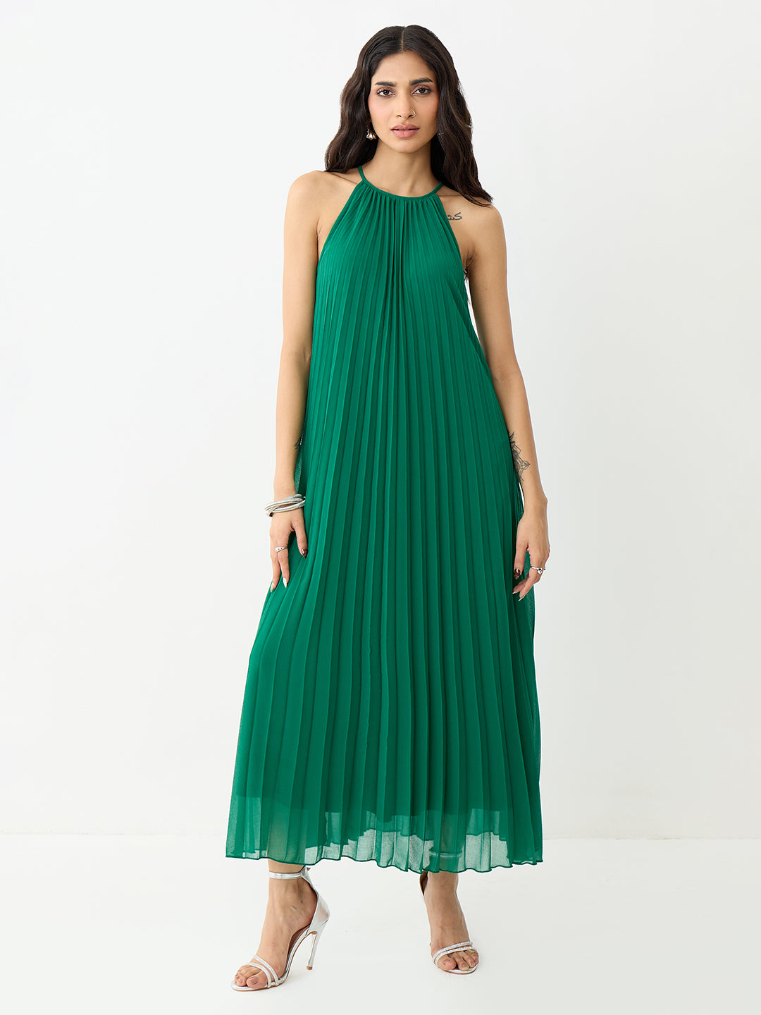 Green Halter Neck Pleated Maxi Dress