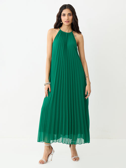 Green Halter Neck Pleated Maxi Dress