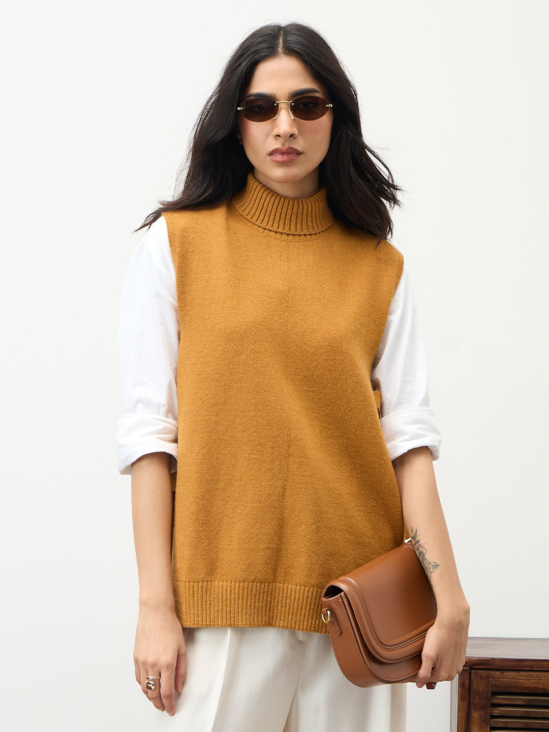 Honey Side Tie-Up Sweater Vest